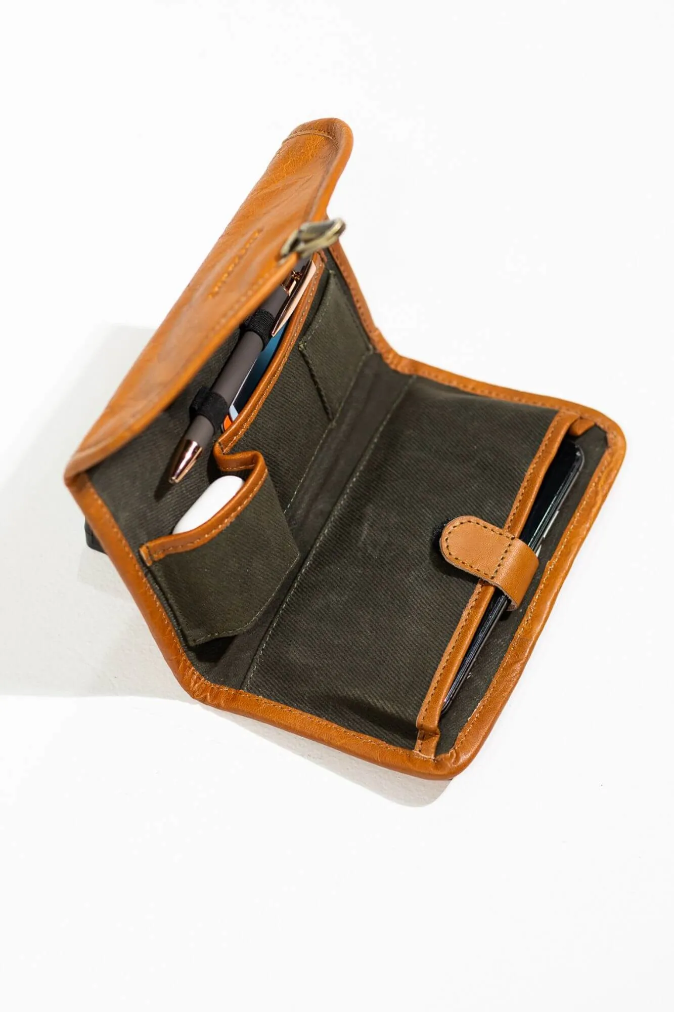 Carter Everyday Tech Wallet