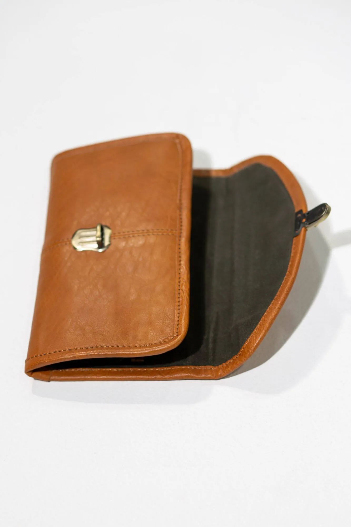 Carter Everyday Tech Wallet