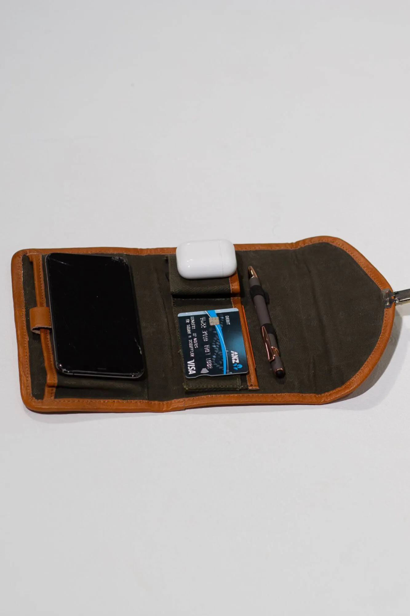 Carter Everyday Tech Wallet