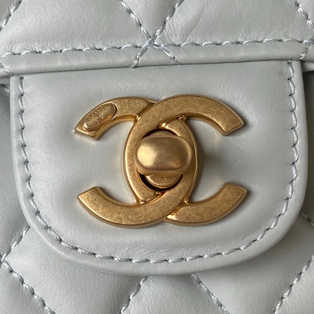 Chanel - Luxury Bag - CHL - 236
