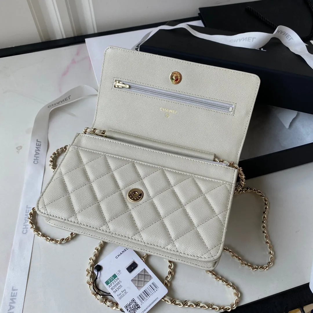 Chanel - Luxury Bag - CHL - 242