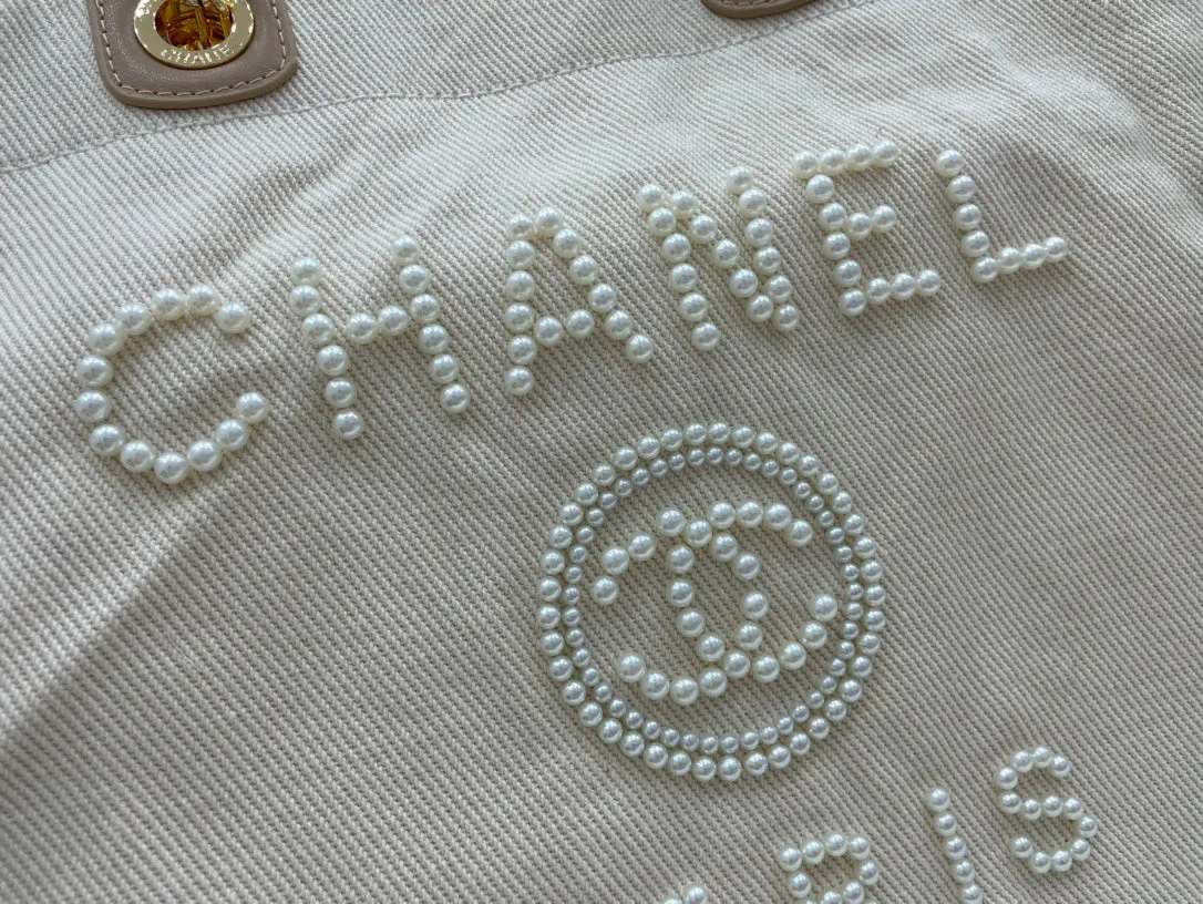 Chanel - Luxury Bag - CHL - 366