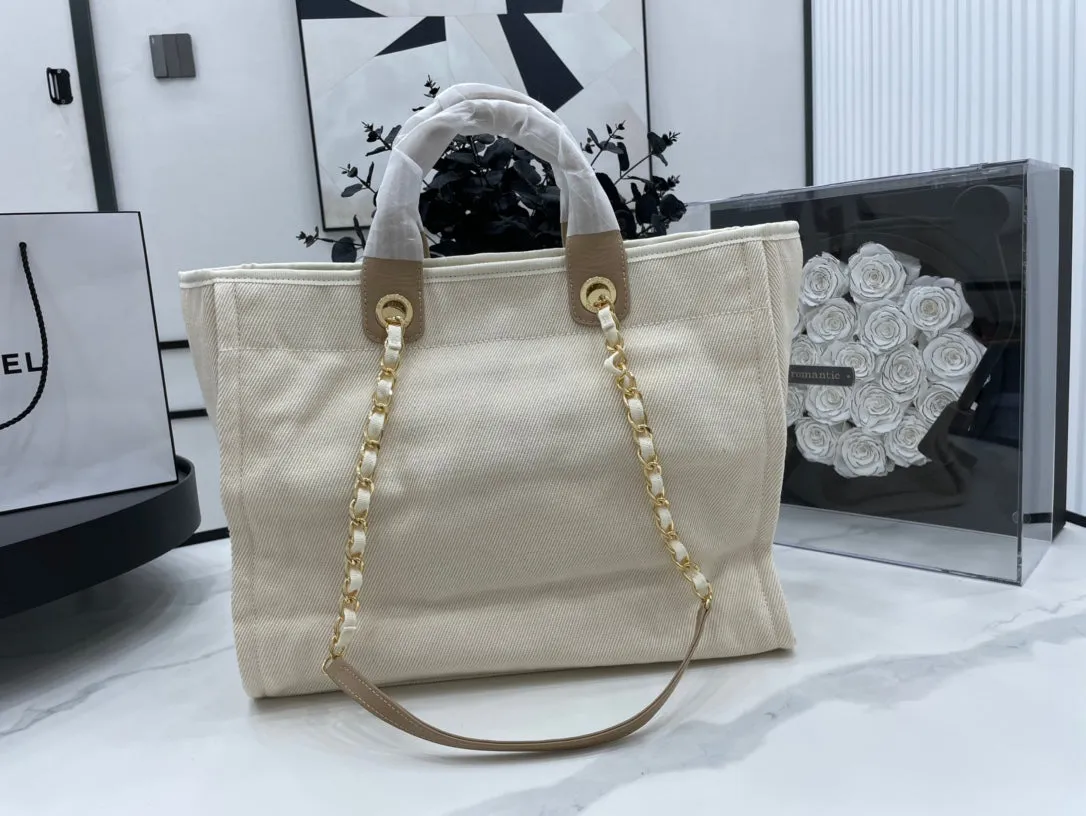 Chanel - Luxury Bag - CHL - 366