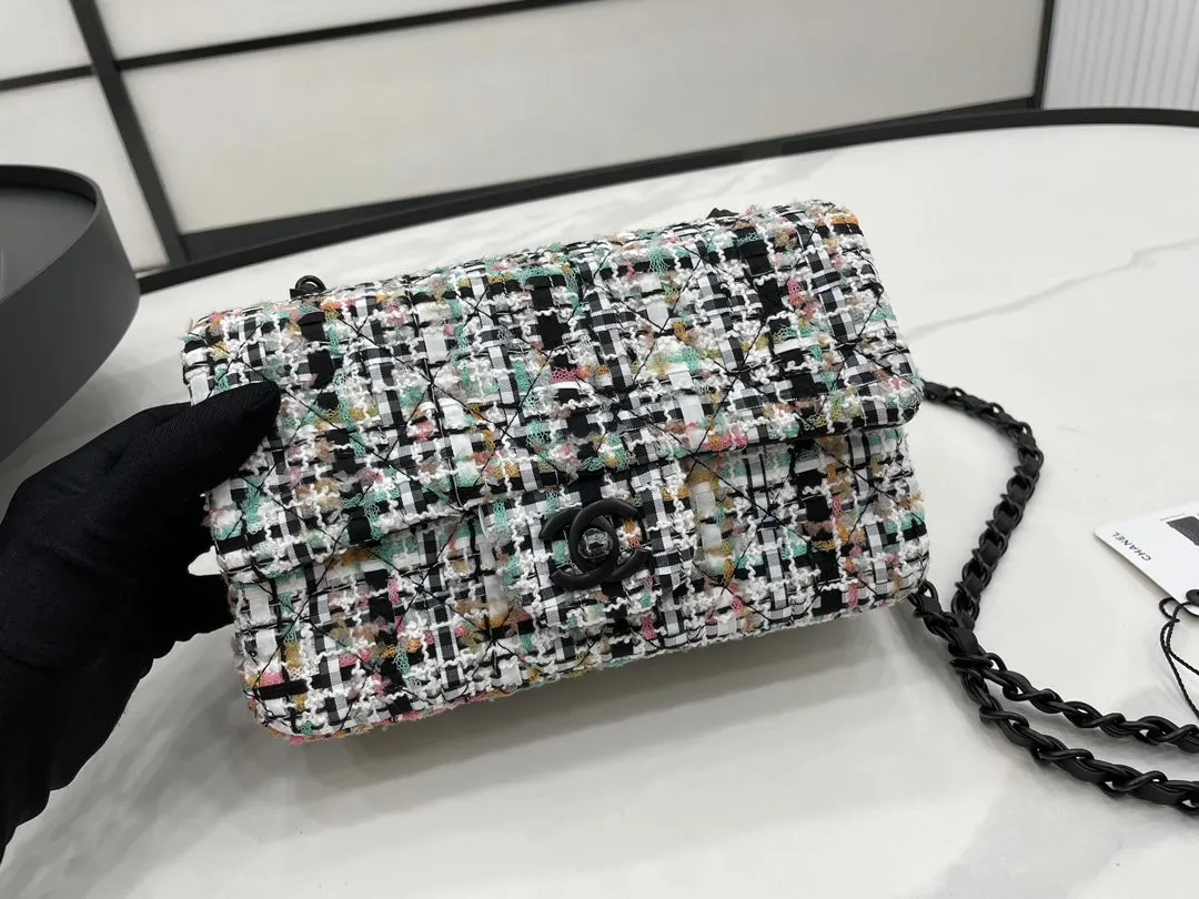Chanel - Luxury Bag - CHL - 518
