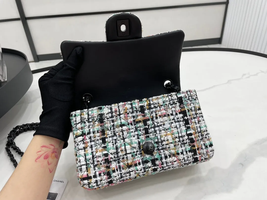 Chanel - Luxury Bag - CHL - 518