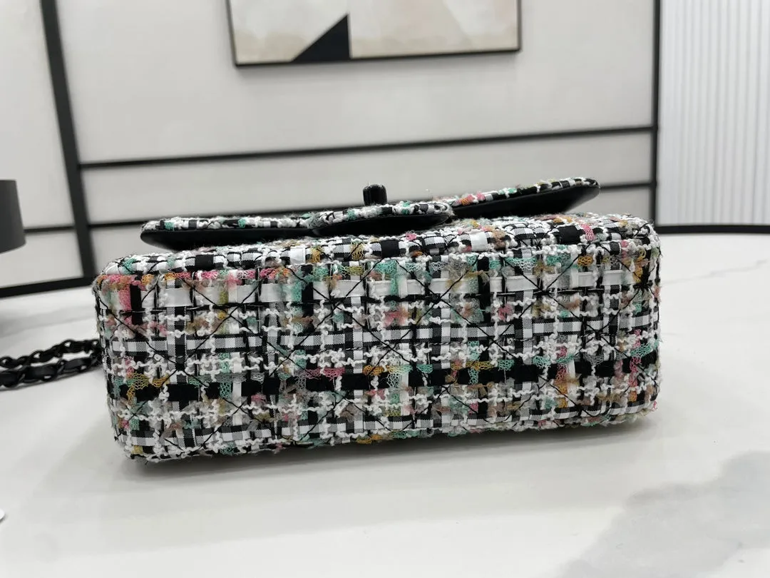 Chanel - Luxury Bag - CHL - 518