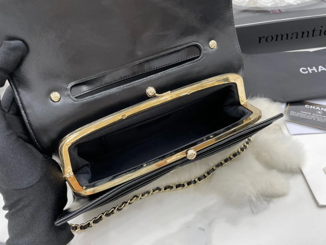 Chanel - Luxury Bag - CHL - 641