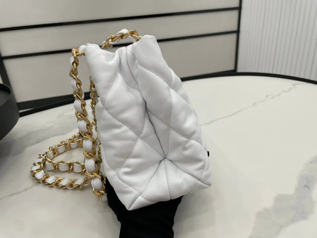 Chanel - Luxury Bag - CHL - 647