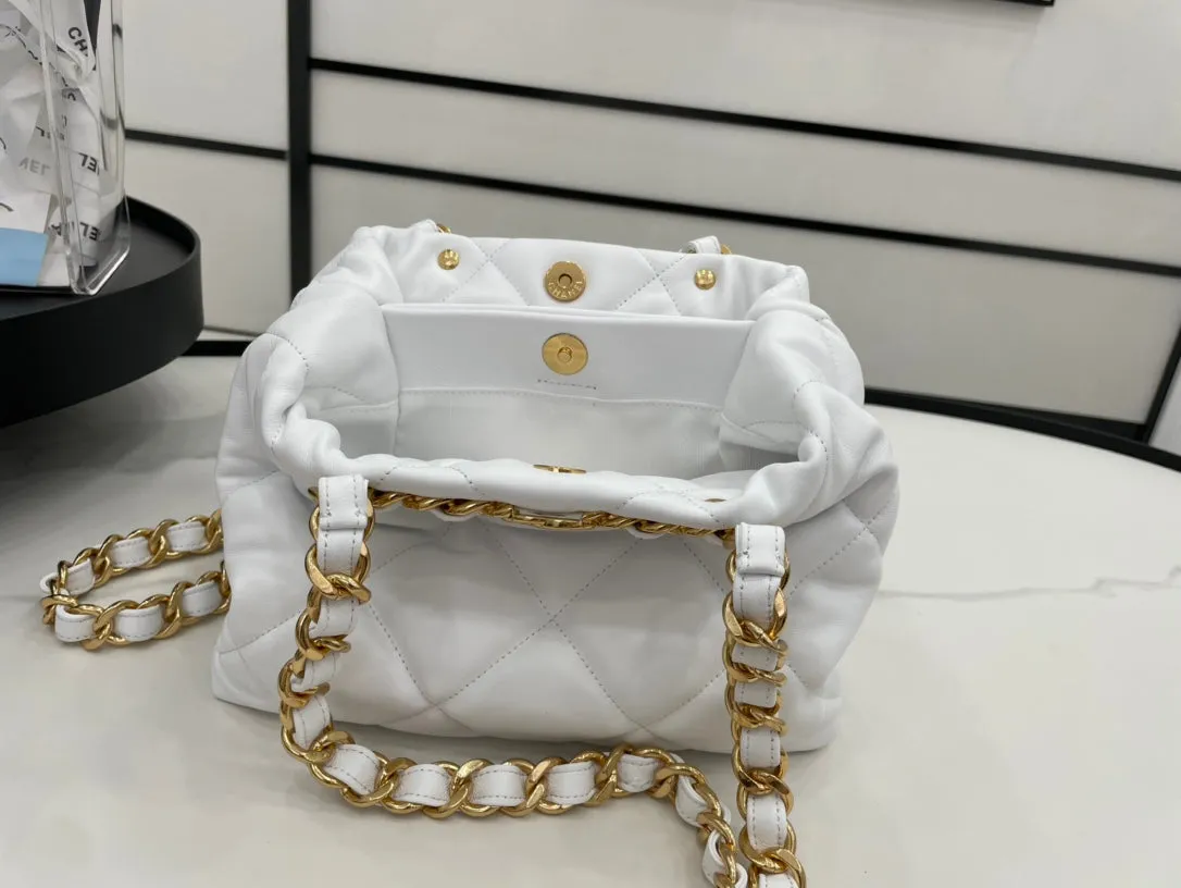 Chanel - Luxury Bag - CHL - 647