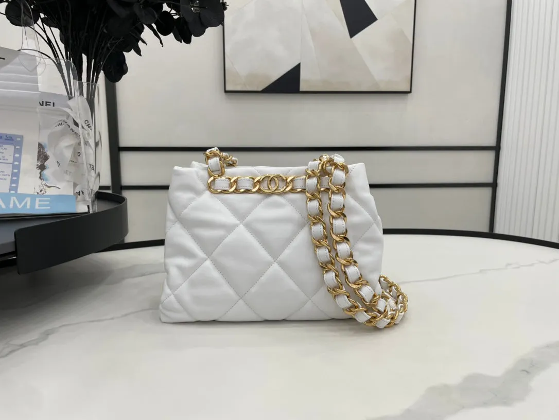 Chanel - Luxury Bag - CHL - 647