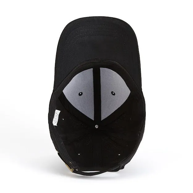 Fevani Baseball Cap in Black/ White