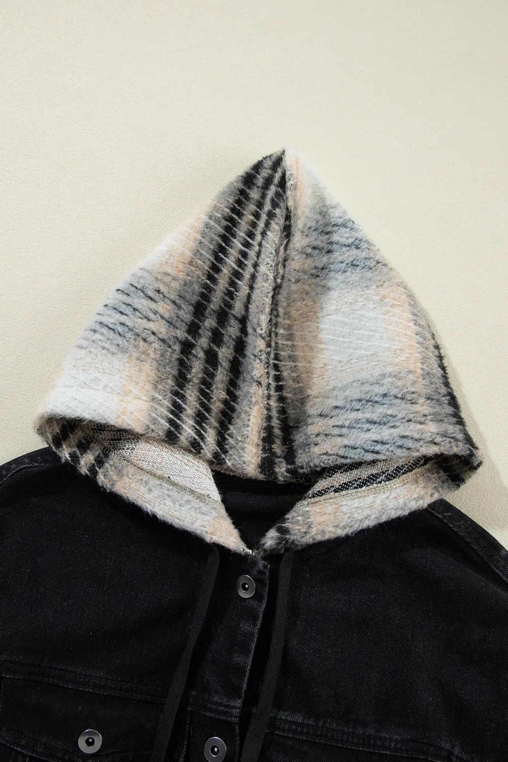 Plaid Sleeve Frayed Hem Hooded Denim Jacket